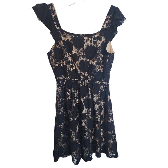 Monteau Crochet Overlay Dress with Ruffle Cap Sleeve, NWT, Medium - Picture 1 of 6